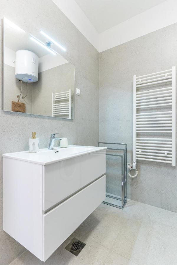 Apartments Tatjana II เซรส ภายนอก รูปภาพ